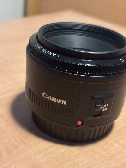Canon 50 mm f 1.8 II