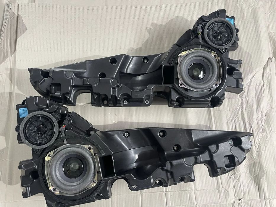 Audi Q7 4M głośnik Bose  prawy, lewy