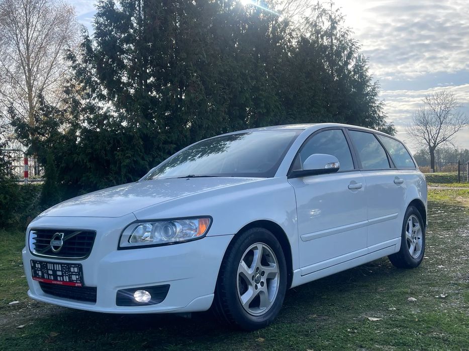 Volvo V50 1.6D Świeżo Sprowadzony Transport Pod Dom Zamiana