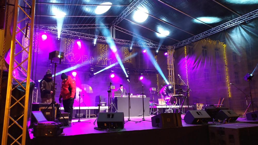 Nagłośnienie, oświetlenie, technika sceniczna, dym,lesery,pirotechnika