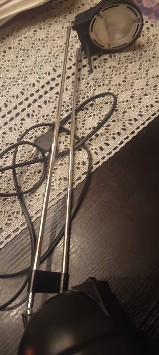 Lampka na biurko halogenowa