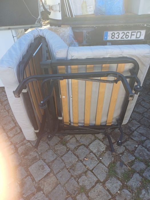 Cama articulada com colchão