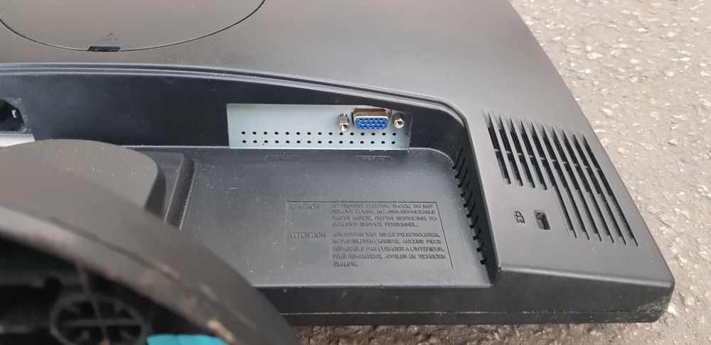 Монітор 18.5" Samsung SM-943SN LS19MYYKBBA