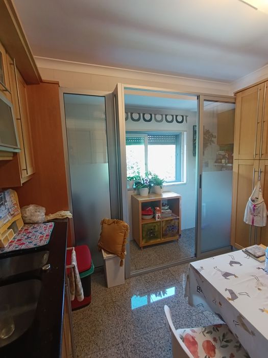 T2 Avenida do Colégio Militar c/garagem