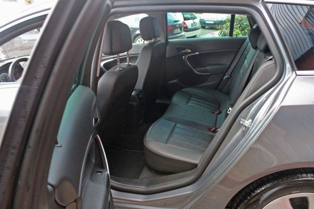 Opel Insignia Sports Tourer — fotografia 10