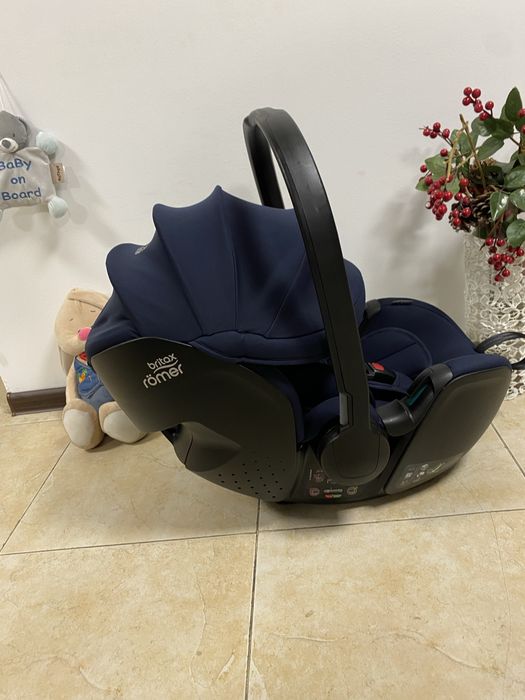 Автокрісло Britax Römer Baby-Safe Pro Група 0+ (0-13 кг) автолюлька переноска дитяче автокрісло  0