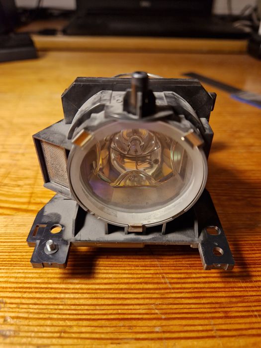 NSHA220HI Oryginalny moduł, lampa Hitachi.