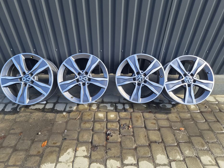 Продам топові легкосплавні диски Royal R17 5/112