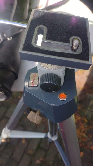 Statyw fotograficzny Velbon revue