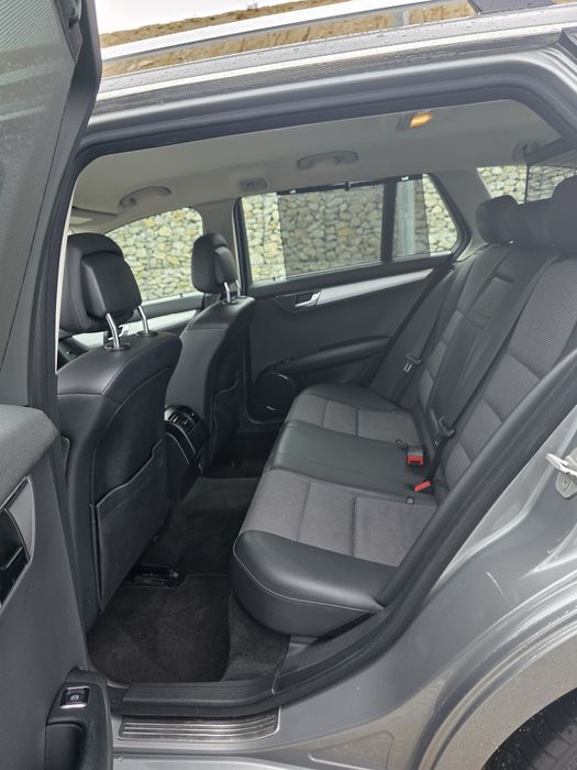 Mercedes-Benz C220 CDI Avantgarde BlueEfficiency Full Extras