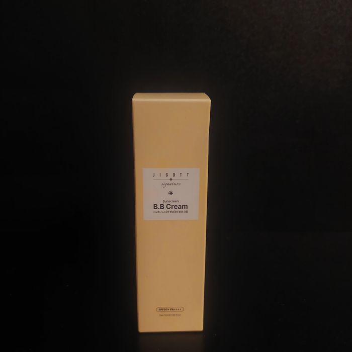 Krem BB Jigott Signature Sunscreen B.B Cream SPF 50+