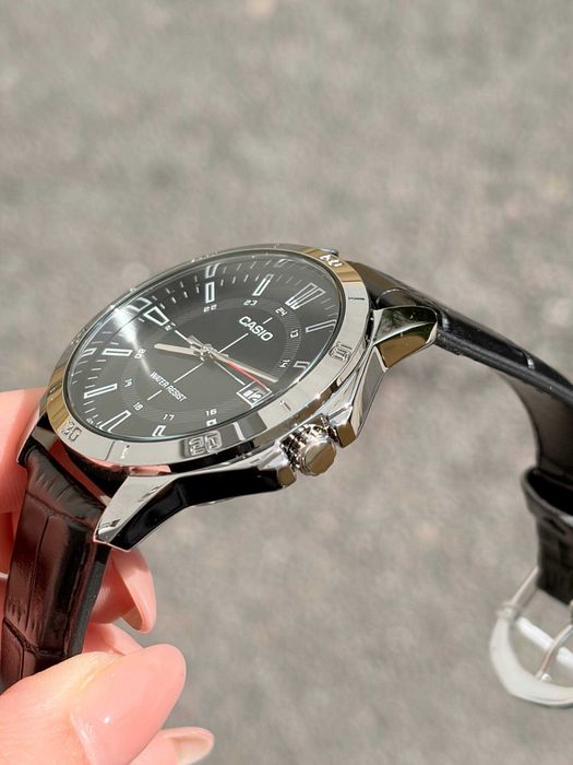 Чоловічий годинник CASIO MTP-V004L-1C.