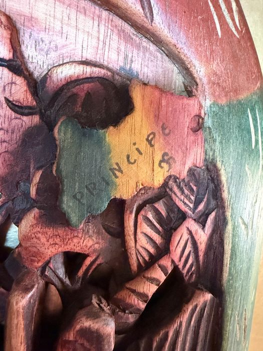 Escultura Africana em Madeira São Tomé e Príncipe Peça Artesanal