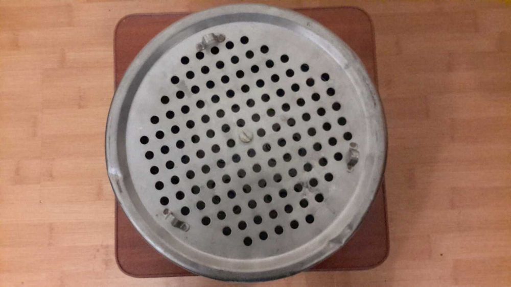 Бикс медицинский СССР, нержавейка: 400 грн. - Інше Великі Мости на Olx