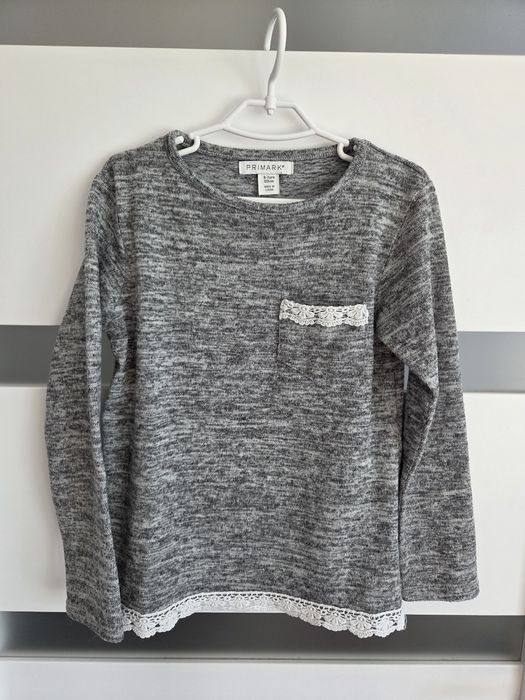 Bluzka sweter z koronką Primark r.122cm 6-7lat