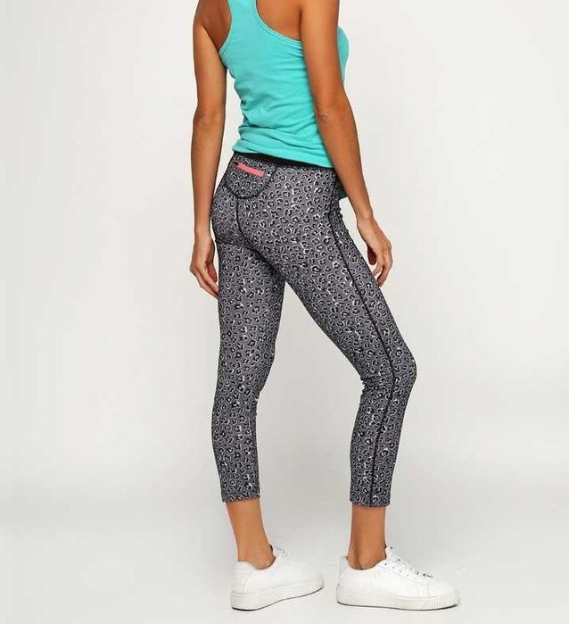 Спортивні леггінси капрі Crivit M розмір