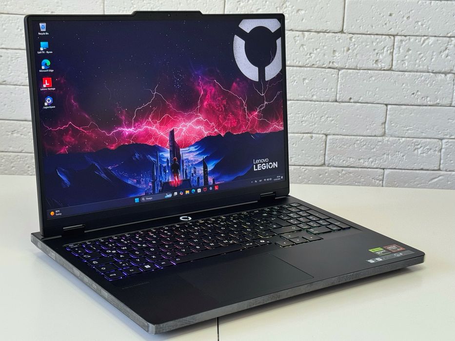Lenovo Legion Pro 5/2K/240Hz/i7-13650HX/16 GB DDR5/1 TB SSD/RTX 5060