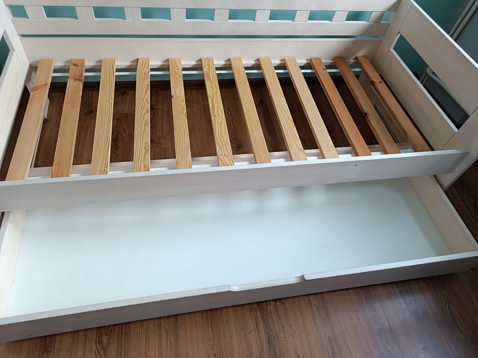 Łóżko dziecięce sosnowe