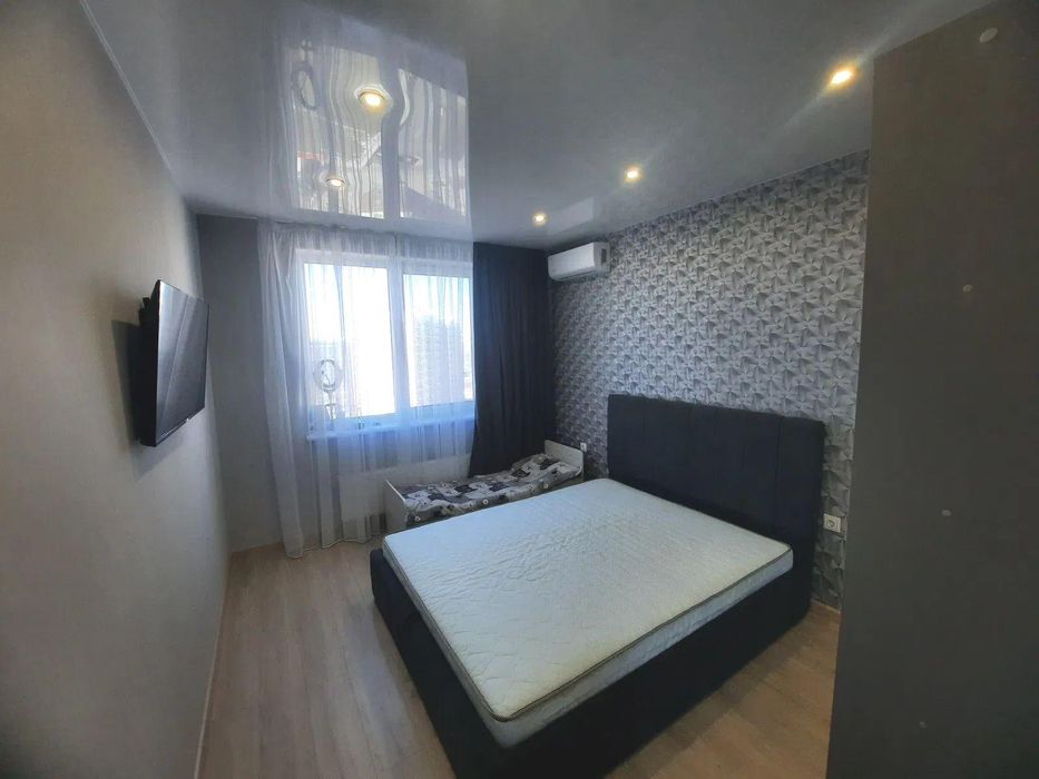 Продам 2-х кім. квартиру з ремонтом 53 Перлина на Таїрова (297-771)