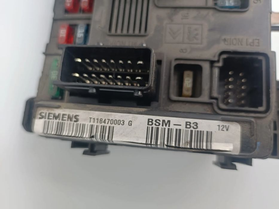 Caixa fusíveis / SAM / BSI CITROËN C2 (JM_)