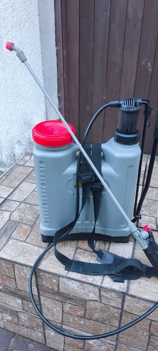 Opryskiwacz ciśnieniowy plecakowy Meec 15l