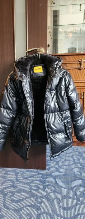 Зимова куртка тепла