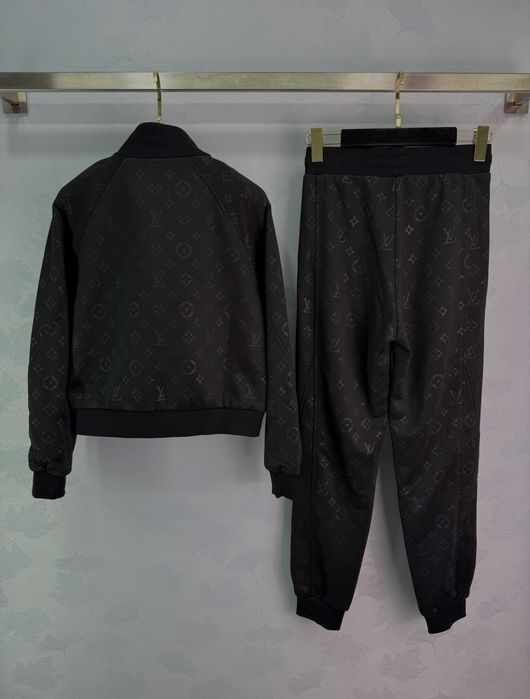 Louis Vuitton komplet dresowy w monogram bluza i spodnie damskie