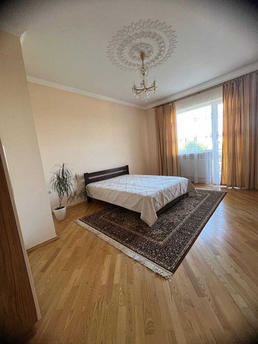 Оренда будинку в Мурованому