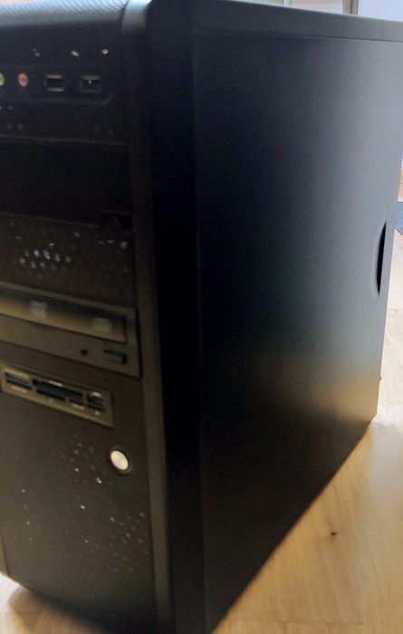 Obudowa komputerowa PC ATX