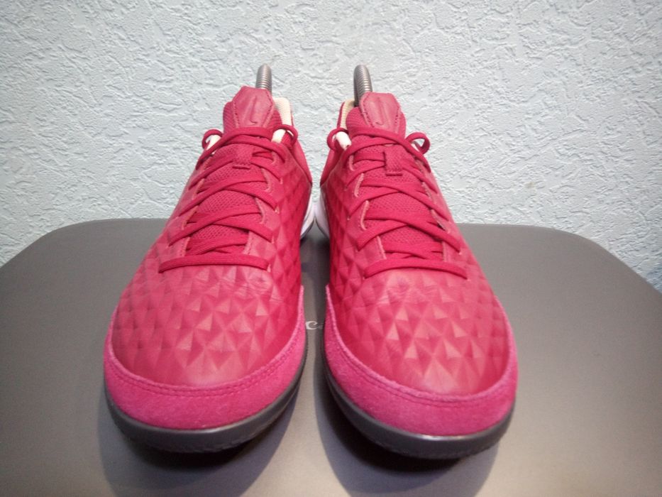 Футзалки сороконожки Nike