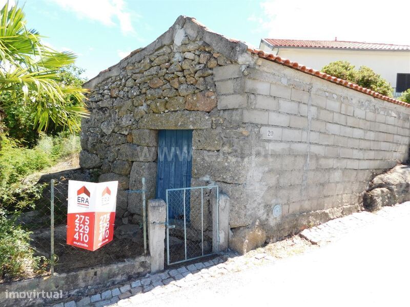 Moradia Rústica / Sabugal, Sortelha