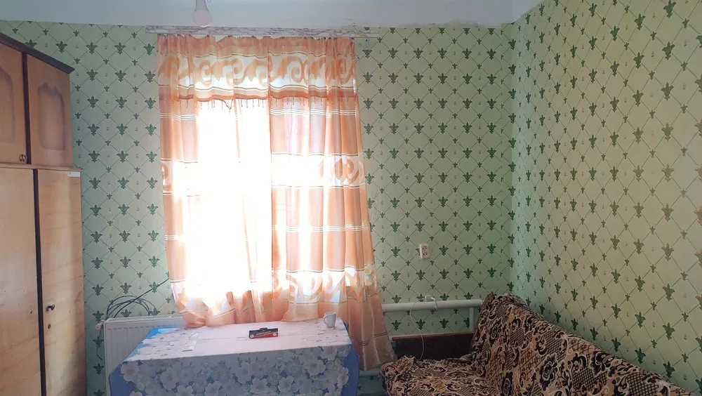 Продам будинок на березі озера в с.Калинівка. Газ,бойлер,сад