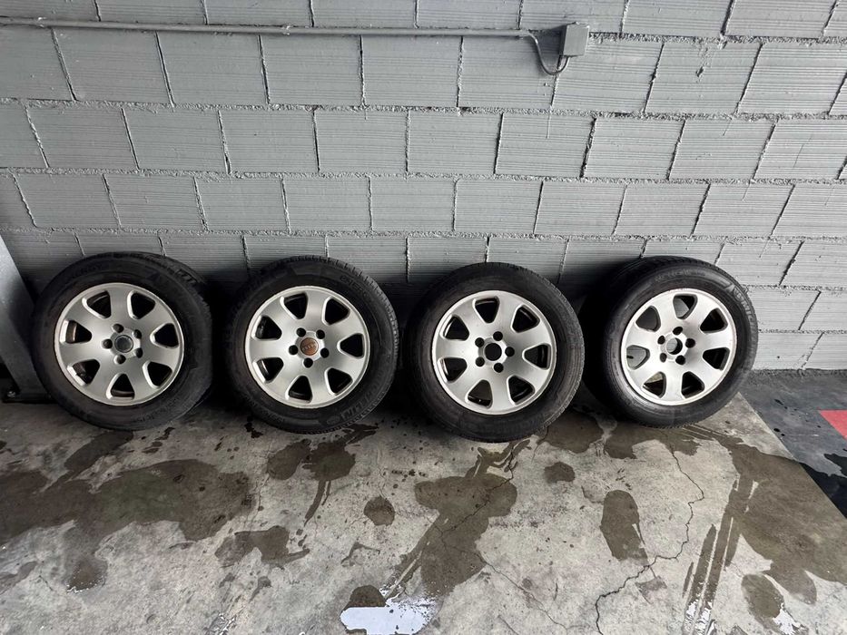 Jantes AUDI 15 com pneus 195/65/15