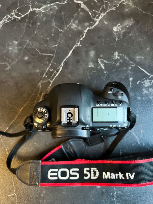 Canon EOS 5D Mark IV