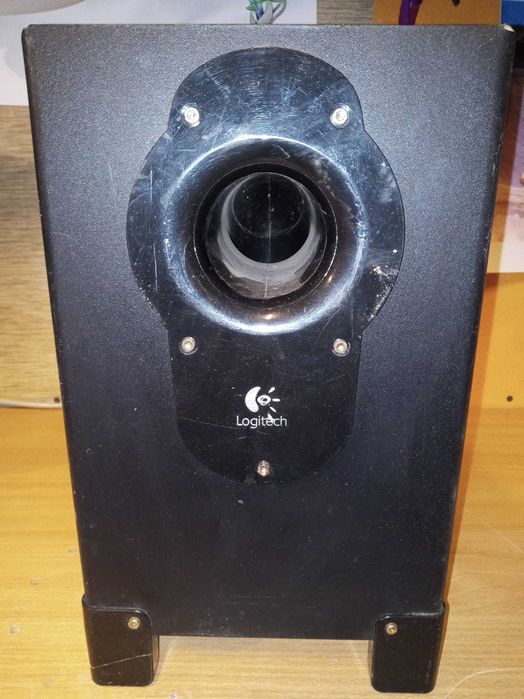 Subwoofer Logitech G51 z pilotem – kilka wejść audio, sprawny