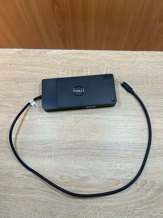 Док-станція Dell Thunderbolt 4
