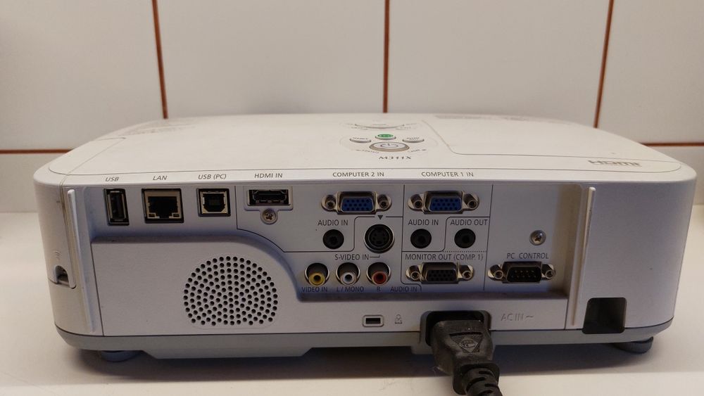 Projektor NEC 311 XG