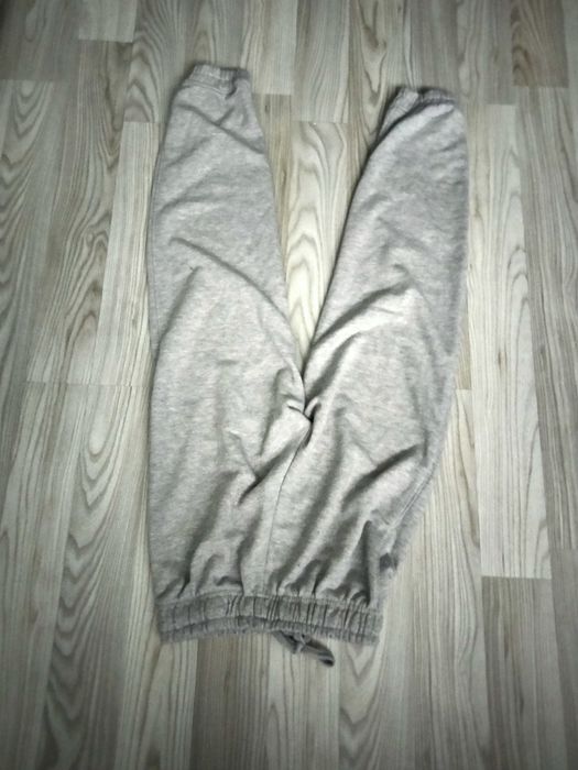 Spodnie dresowe szare xs