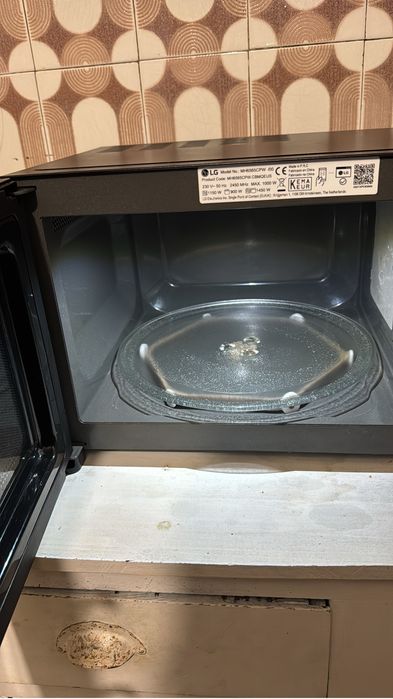 Microondas  3em1  ayr fryer iorgurteira !lg 25 litros semi novo