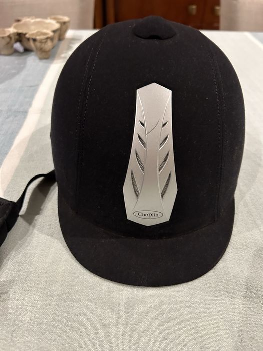 Black children's riding hat