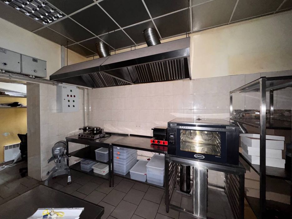 Продам бізнес кондитерський цех ,кухня під виробництво,дарккітчен