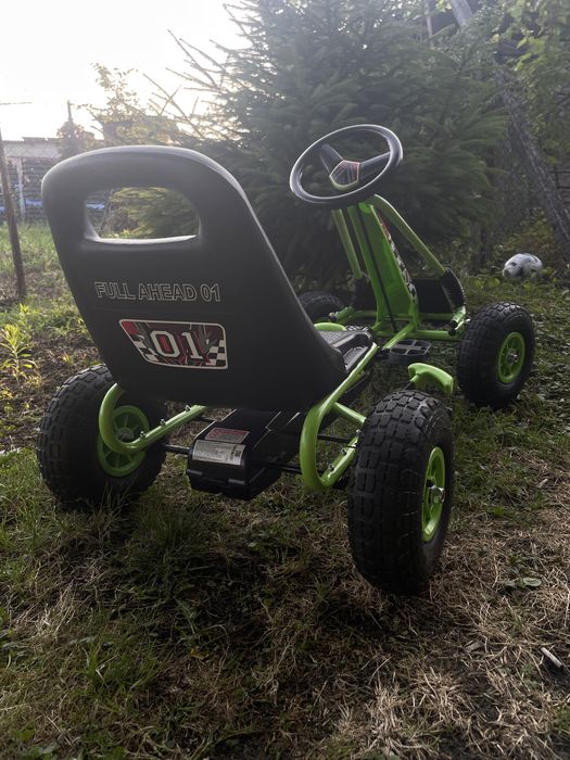 Дитячий педальний карт Go-Kart, надувні колеса, стан нового