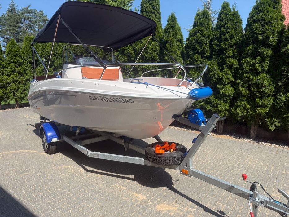 Łódź motorowa AM 470 Yamaha f60 z przyczepką