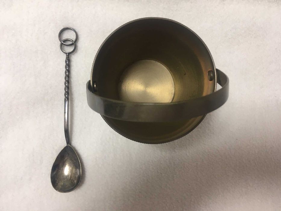 Cukiernica mosiężna mosiądz i łyżeczka