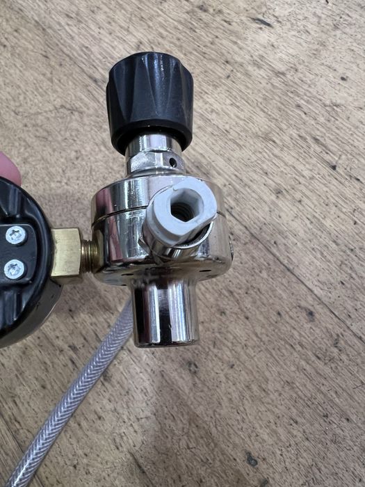 Adaptador manómetro Smartwhip