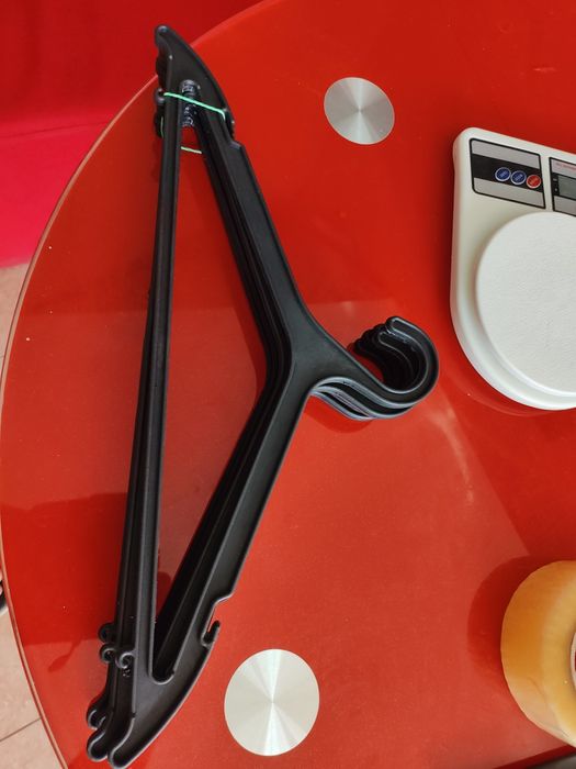 Тремпеля вешалки плечики усиленные 150 шт 45 см длина