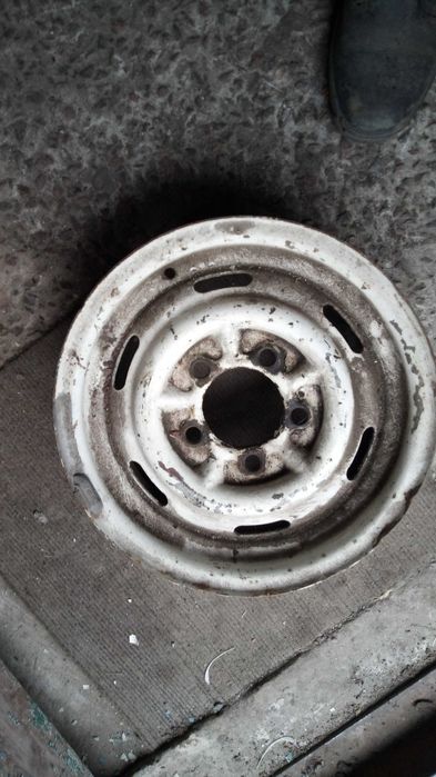 Диск  R 13 москвич