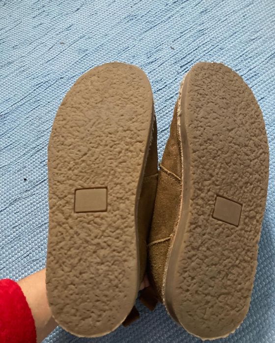 Botas Zara em pele com pelo no interior