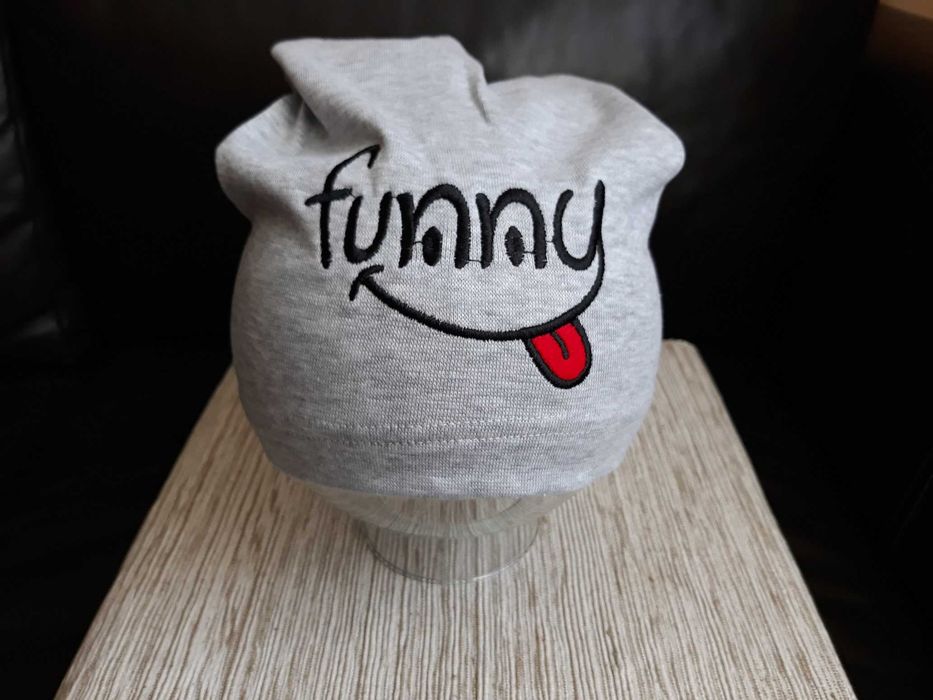 Czapka szara bawełniana z haftem aplikacja funny nowa