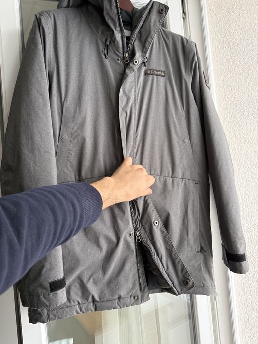 Куртка зимова сіра пухова Columbia